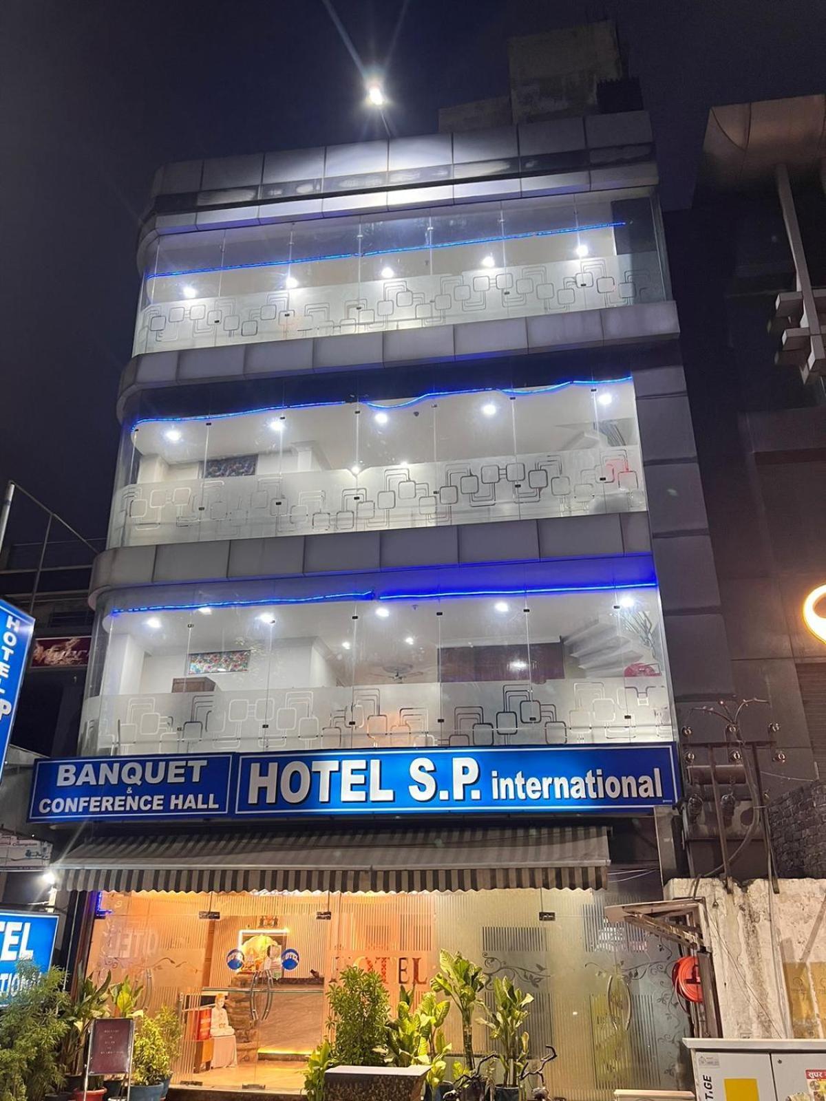 Hotel S P International A Unit Of Mavis Group Lucknow Exterior foto